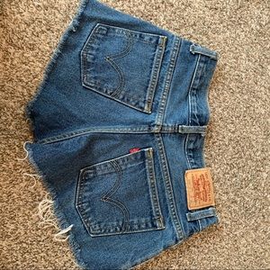 Levi shorts